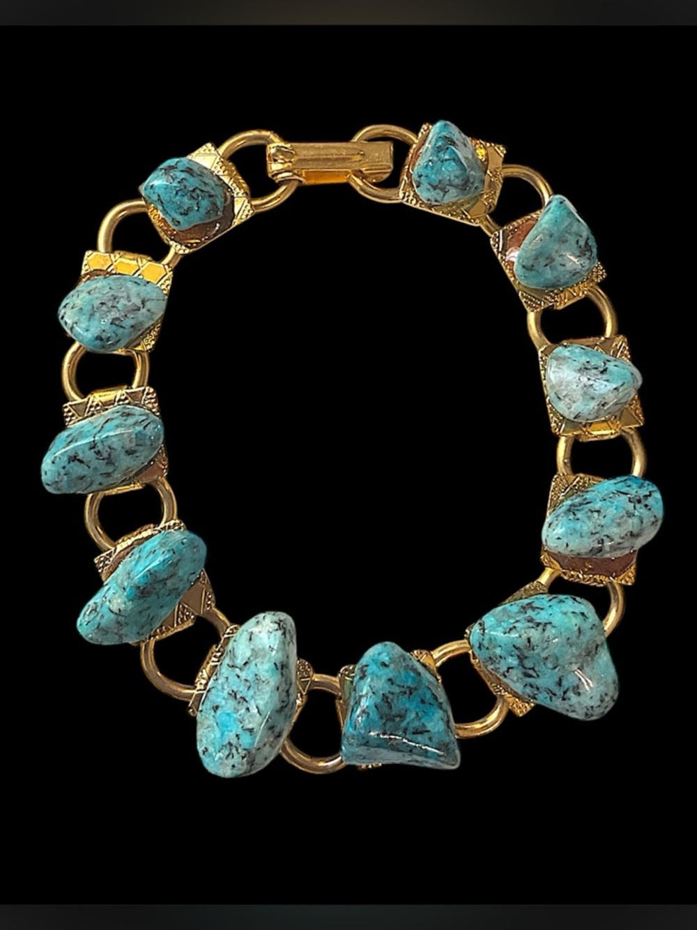 Blue Howlite Chain Linked Bracelet 7.25”